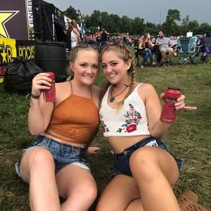 Meet your Posher, Madelyn